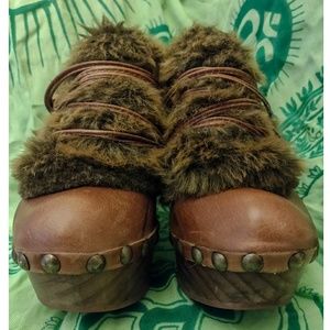 Jeffrey Campbell Woodies Fur Clogs